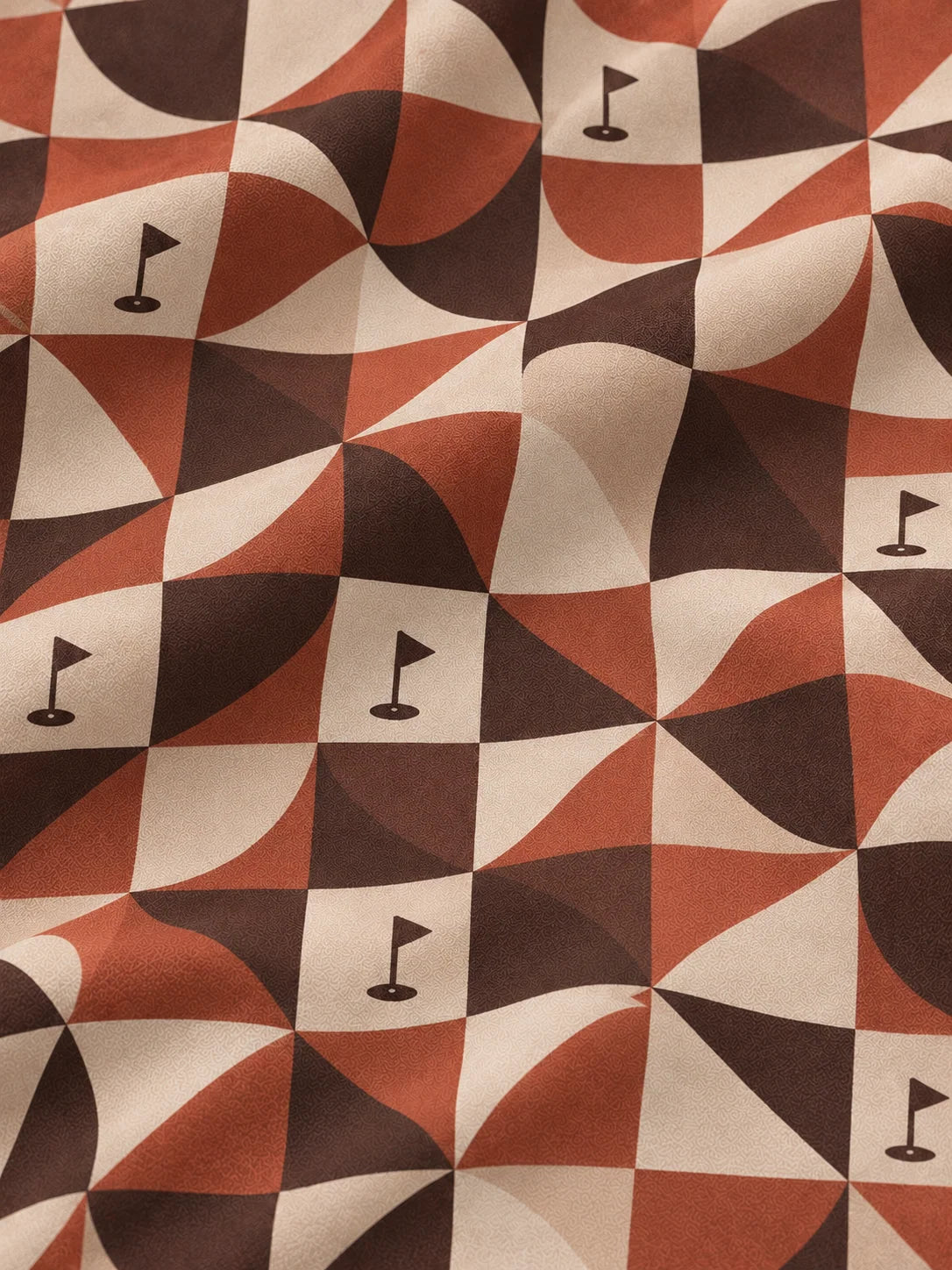 Terrakottafarbenes geometrisches Performance-Golfpoloshirt